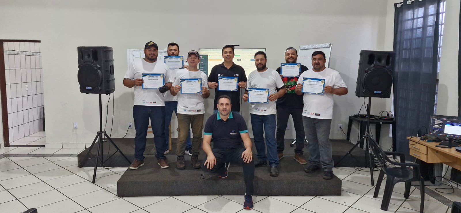 Formação e Entrega de Certificados - Fórmula Inverter 4.0